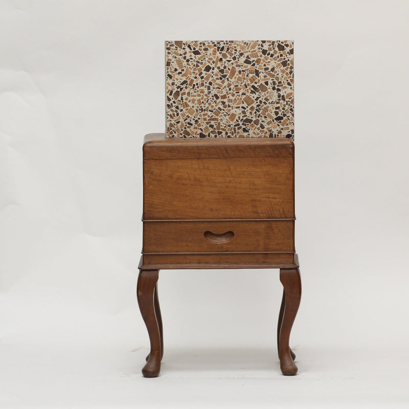 Ivory Cedar & Walnut - 325 x 245mm