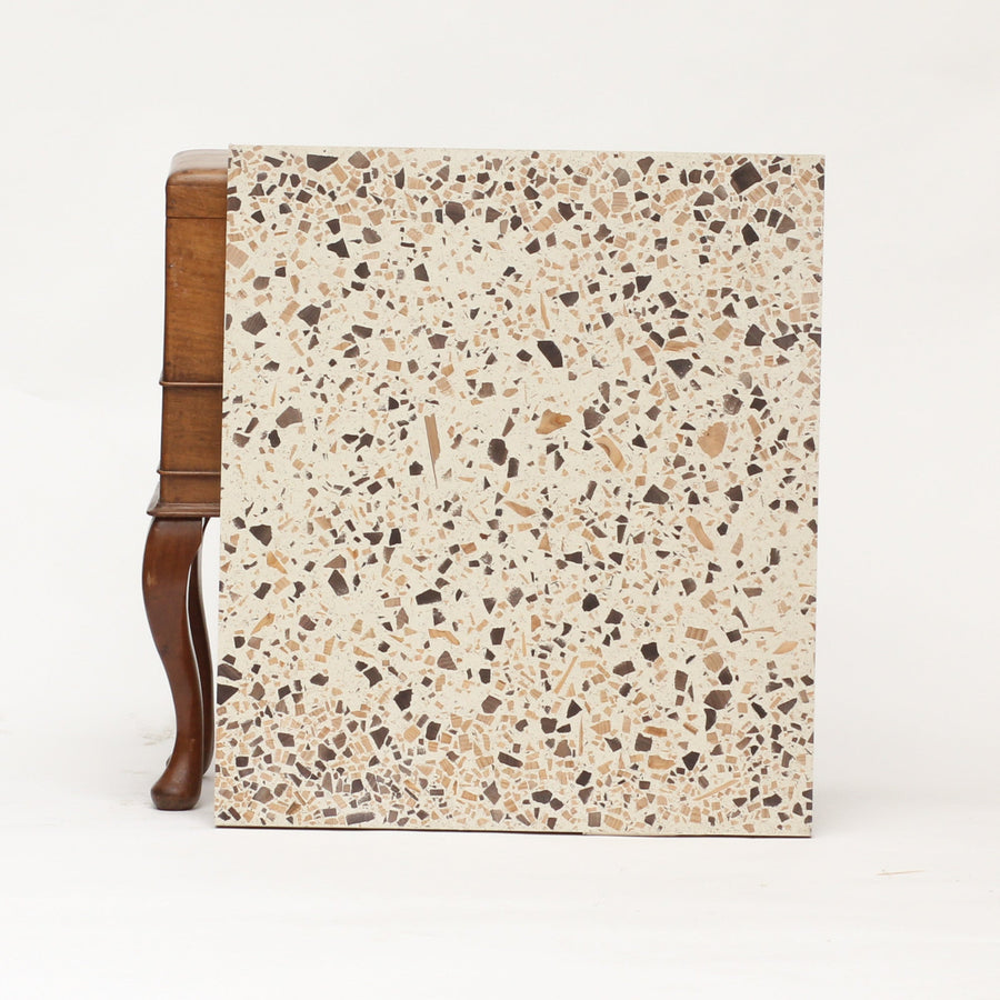 Ivory Cedar & Walnut - 630 x 555mm