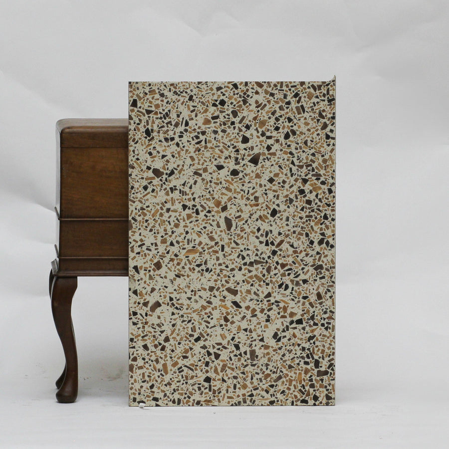 Ivory Cedar & Walnut - 700 x 450mm