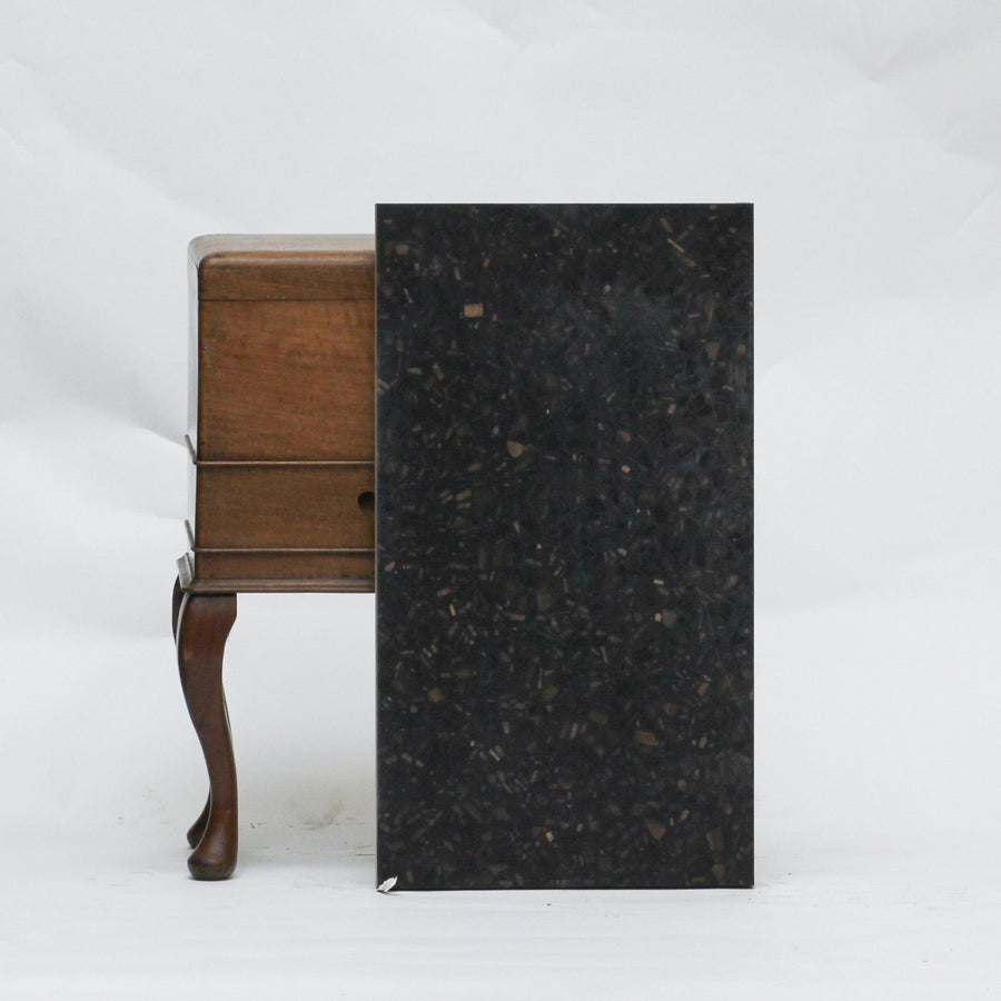 Charcoal Walnut - 650 x 360 x 30mm
