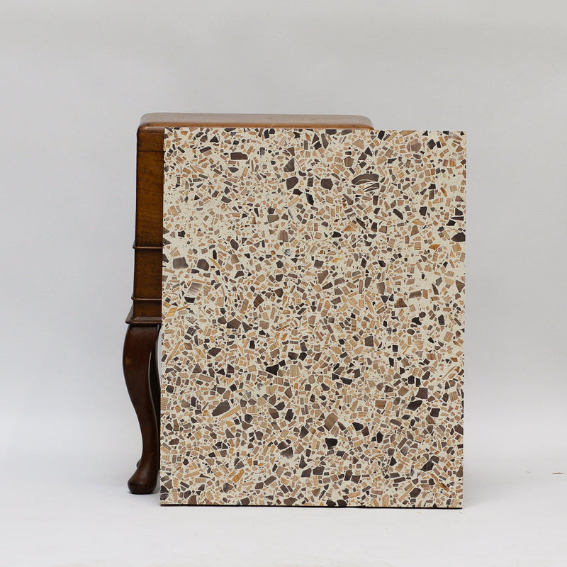 Ivory Cedar & Walnut - 600 x 485mm